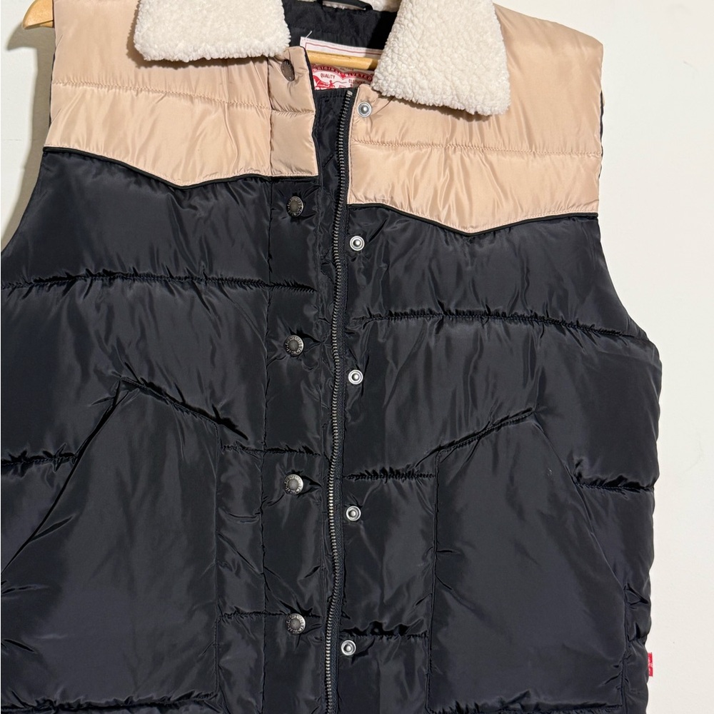 Levi's Black and Cream Puffer Vest with Shearling Collar